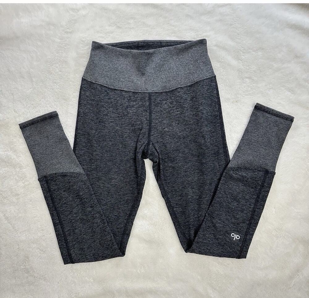 Alo Yoga High-Waist Alosoft Lounge Leggings - Dark Heather Grey - Medium